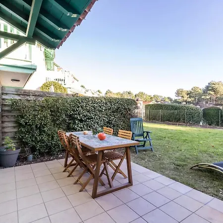 Maison Pour 4 Personnes Pres Des Golfs Holiday home