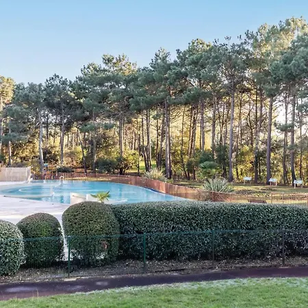 Maison Pour 4 Personnes Pres Des Golfs Holiday home Lacanau